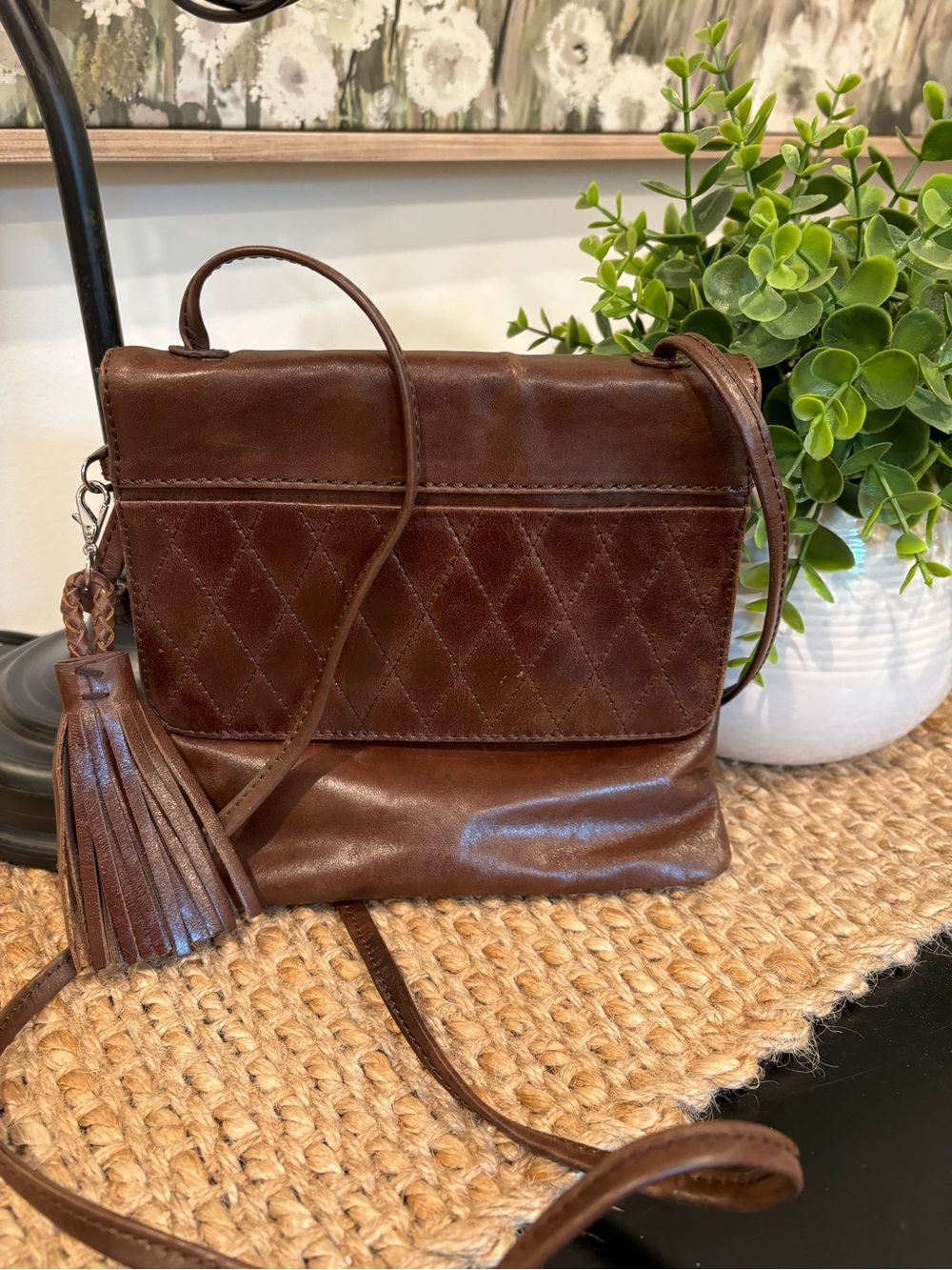 Hobo Hayden Crossbody Bag Italian Leather Tassel Brown Retro Distressed Styling